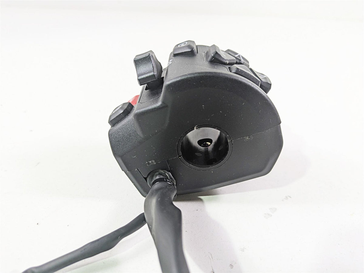 2024 Triumph Street Triple 765 R Left Hand Blinker Control Switch T2045169 {{ shop.shopifyCountryName }} - Mototech271