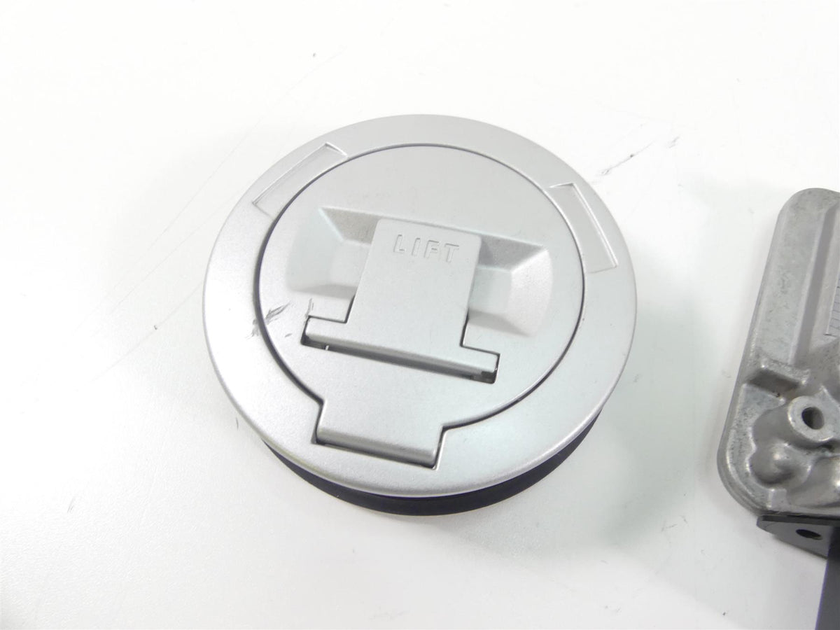 2017 BMW RnineT Racer K32 Cdi Ecu Ecm Ignition Switch Key Tank Cap Set 8354916 {{ shop.shopifyCountryName }} - Mototech271