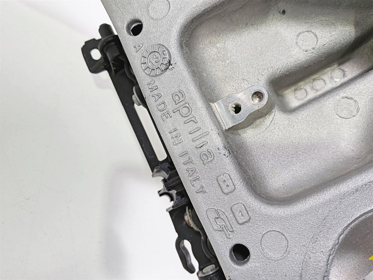 2014 Aprilia RSV4 RR Factory Straight Main Frame Chassis With Clean Florida Title 895460 {{ shop.shopifyCountryName }} - Mototech271