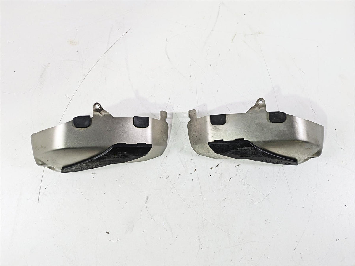 2016 BMW R1200RS K54 Valve Cover Protection Guard 77142465251 {{ shop.shopifyCountryName }} - Mototech271