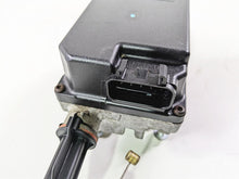 Load image into Gallery viewer, 2010 BMW R1200RT K26 Cruise Control Unit Module Unit 65717676884 | Mototech271
