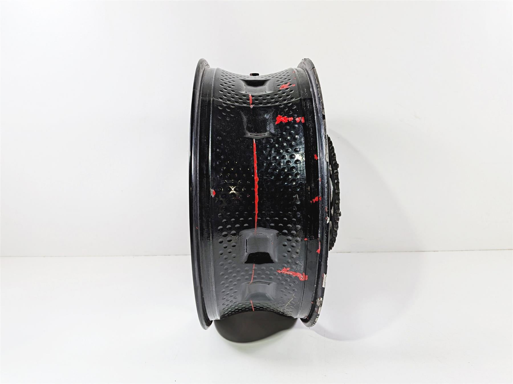 2016 Yamaha YZF R1 RN32 Straight Rear Wheel Rim 17x6 2CR-25338-00-P0 {{ shop.shopifyCountryName }} - Mototech271