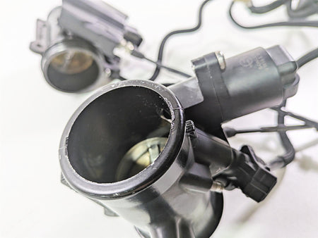 2018 BMW R nineT Urban GS K33 Throttle Body & Junction Set 13547705239 {{ shop.shopifyCountryName }} - Mototech271