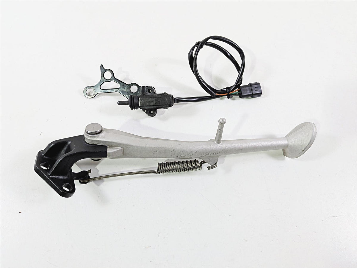 2019 Triumph Speed Triple RS 1050 Side Kickstand Kick Stand & Switch T2089733 {{ shop.shopifyCountryName }} - Mototech271