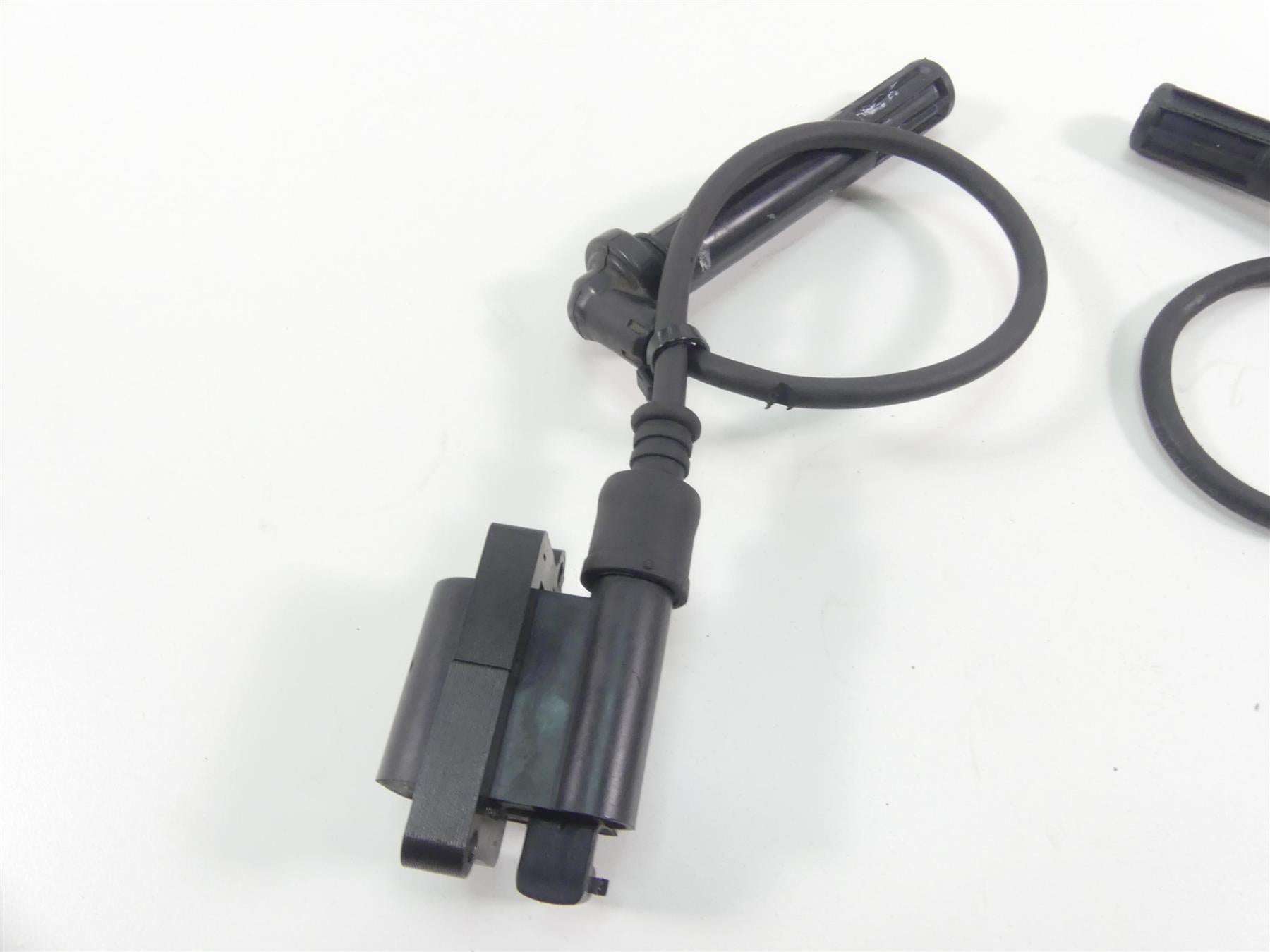 2017 Ducati 939 S Supersport Ignition Coil Stick Coils Set 38010151A {{ shop.shopifyCountryName }} - Mototech271