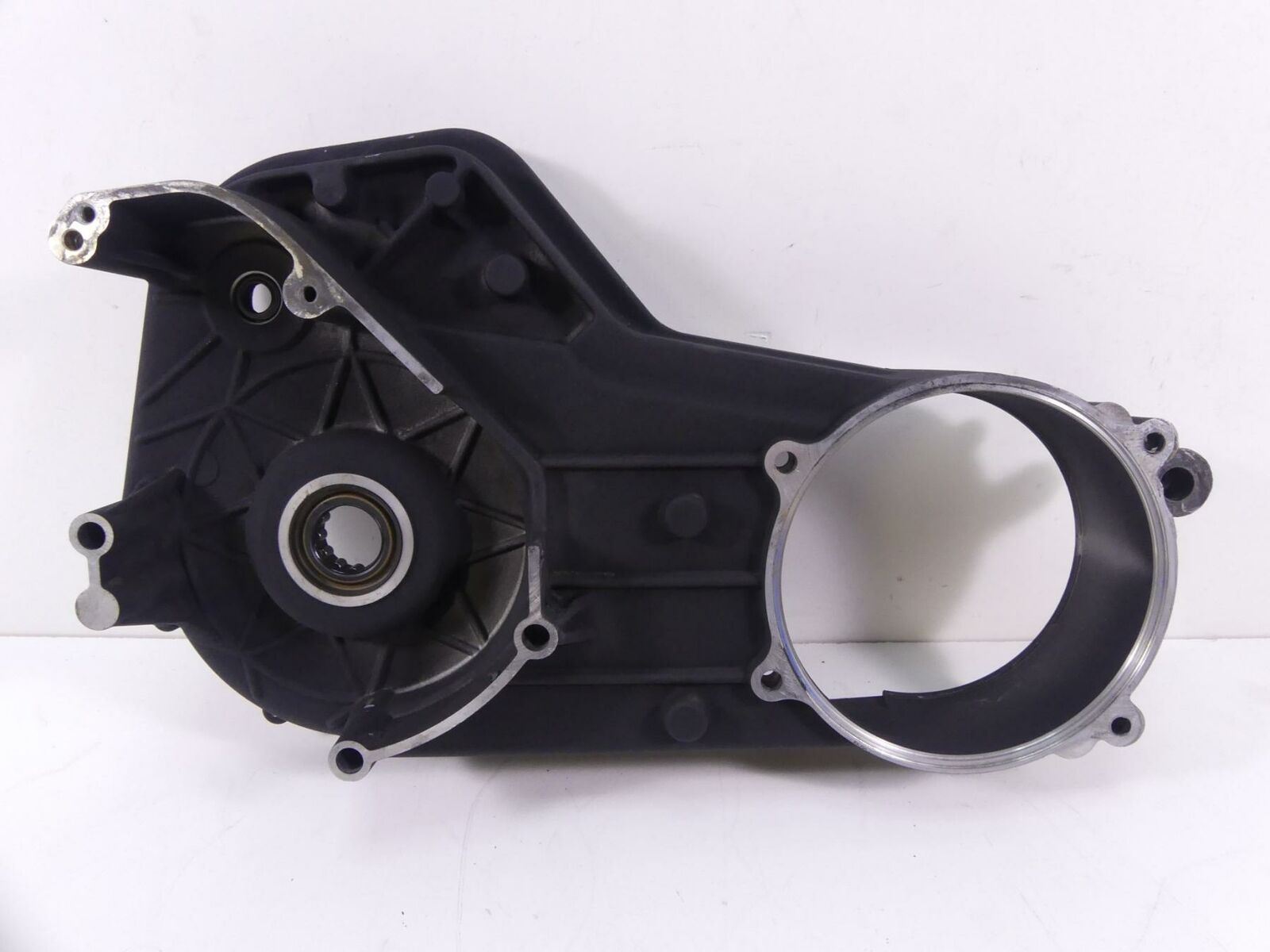 2006 Harley Touring FLHTCUI Electra Glide Inner Primary Drive Cover 60677-01C {{ shop.shopifyCountryName }} - Mototech271