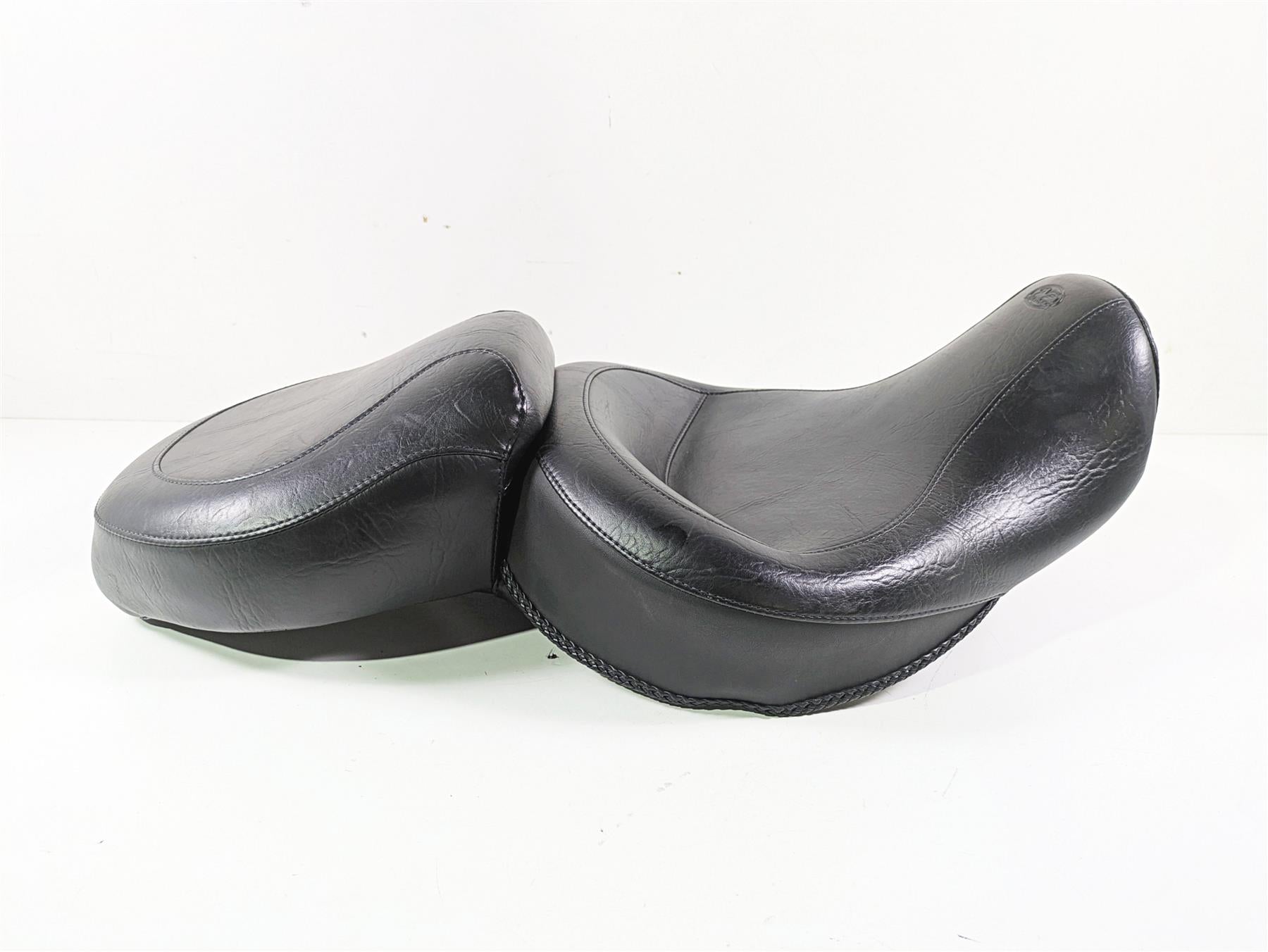 2014 Harley FXDF Dyna Fat Bob Mustang Wide Touring Vintage Seat 75535 {{ shop.shopifyCountryName }} - Mototech271