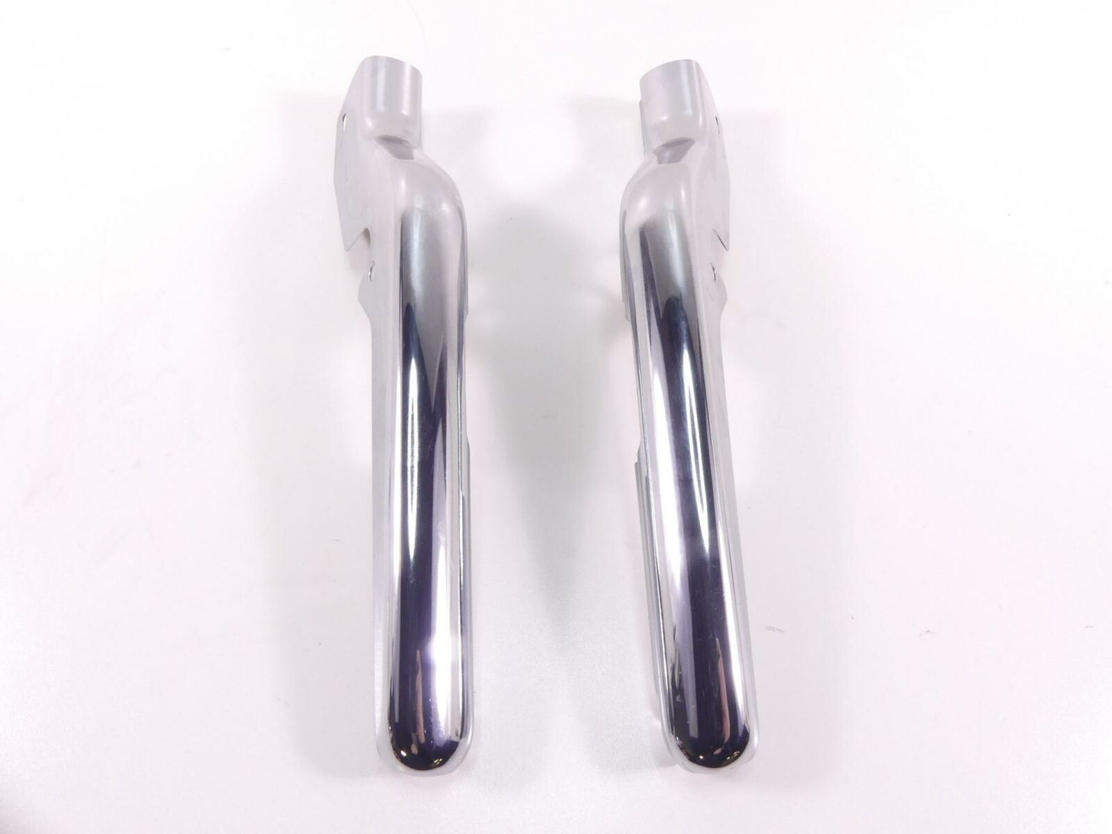 2001 Harley Touring FLHTCUI Electra Glide Rear Frame Chrome Struts 47504-97 {{ shop.shopifyCountryName }} - Mototech271