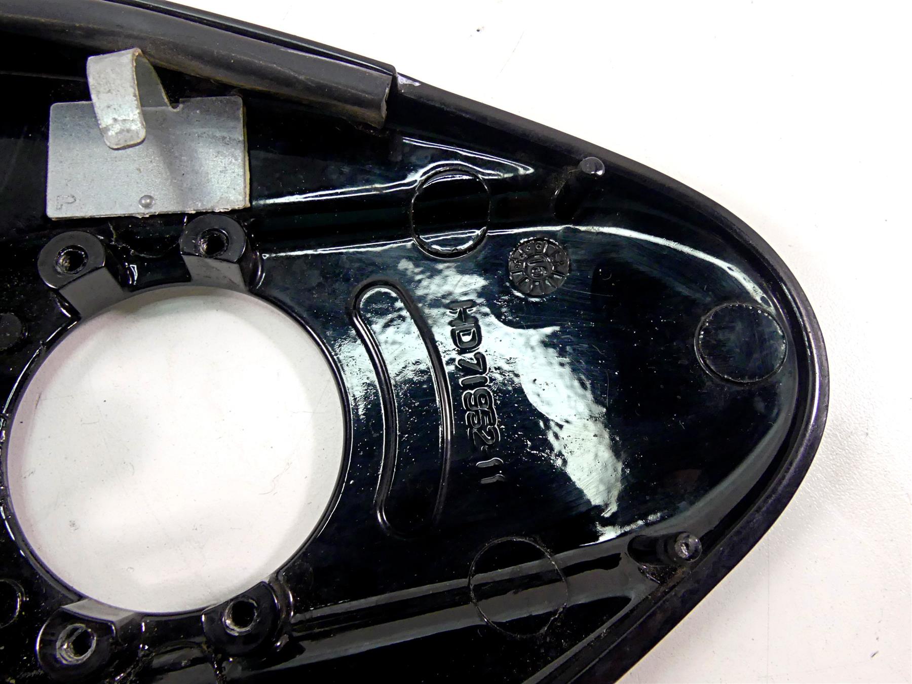 2016 Harley Softail FLS Slim Fuel Tank Dash Ignition Switch Cover 71953-11 {{ shop.shopifyCountryName }} - Mototech271