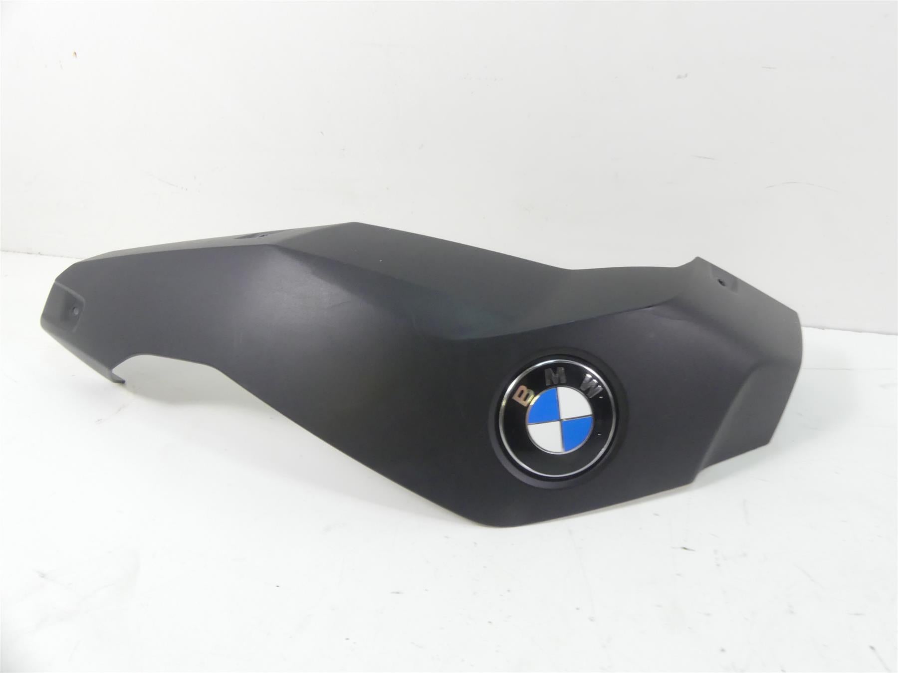 2011 BMW R1200GS K255 Adv Tank Right Side Cover Fairing & Emblem 46637706288 | Mototech271