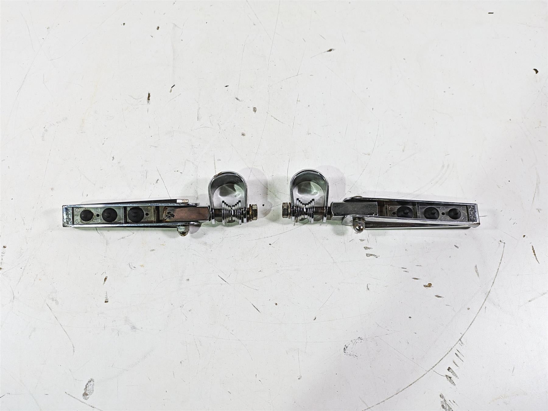 Harley Davidson Dyna Softail Sportster Touring Oldschool Style Highway Footpeg Rest Set {{ shop.shopifyCountryName }} - Mototech271