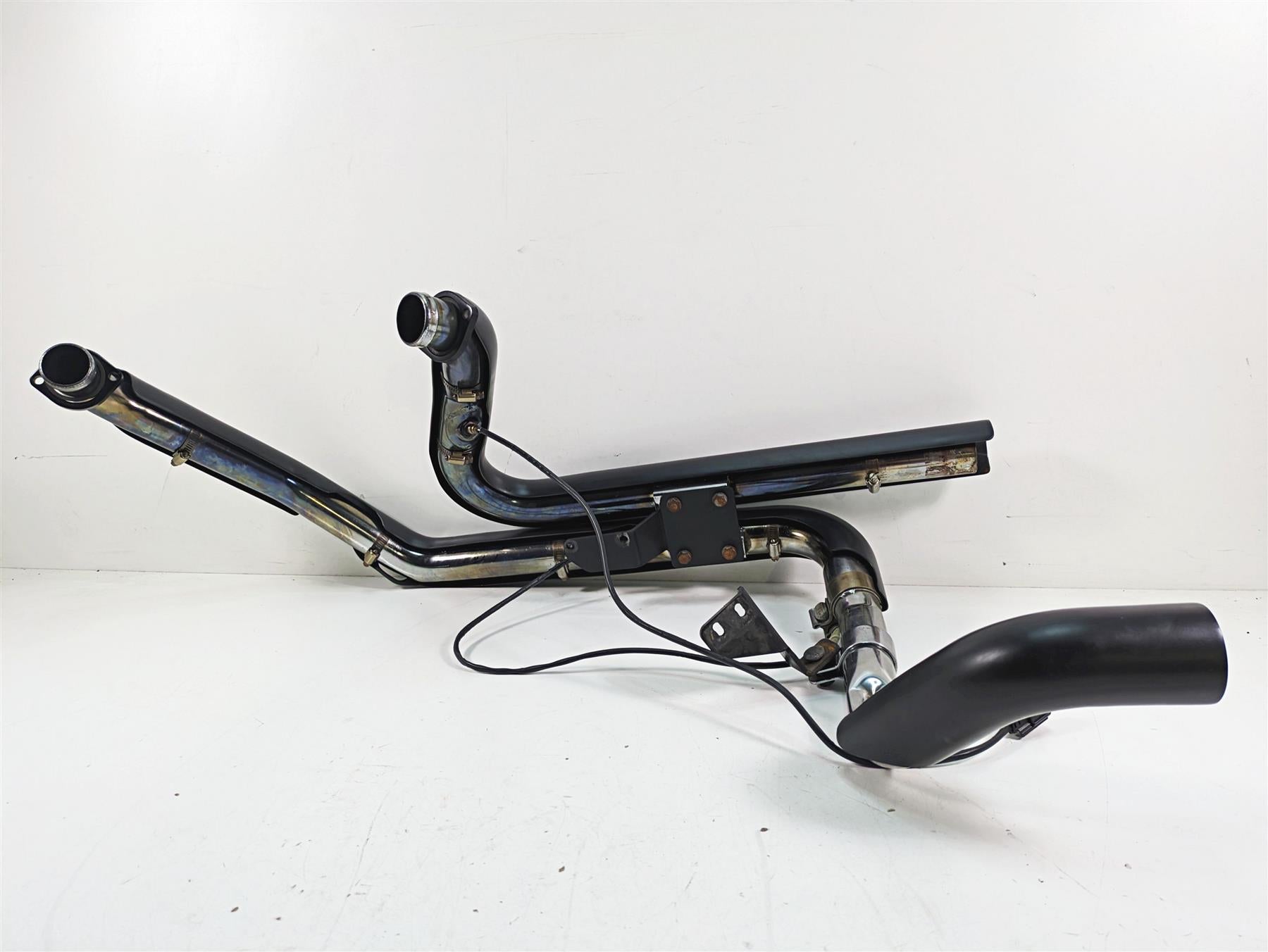 2013 Harley Touring FLHX Street Glide Vance Hines Dresser Header -Read 1802-0381 {{ shop.shopifyCountryName }} - Mototech271