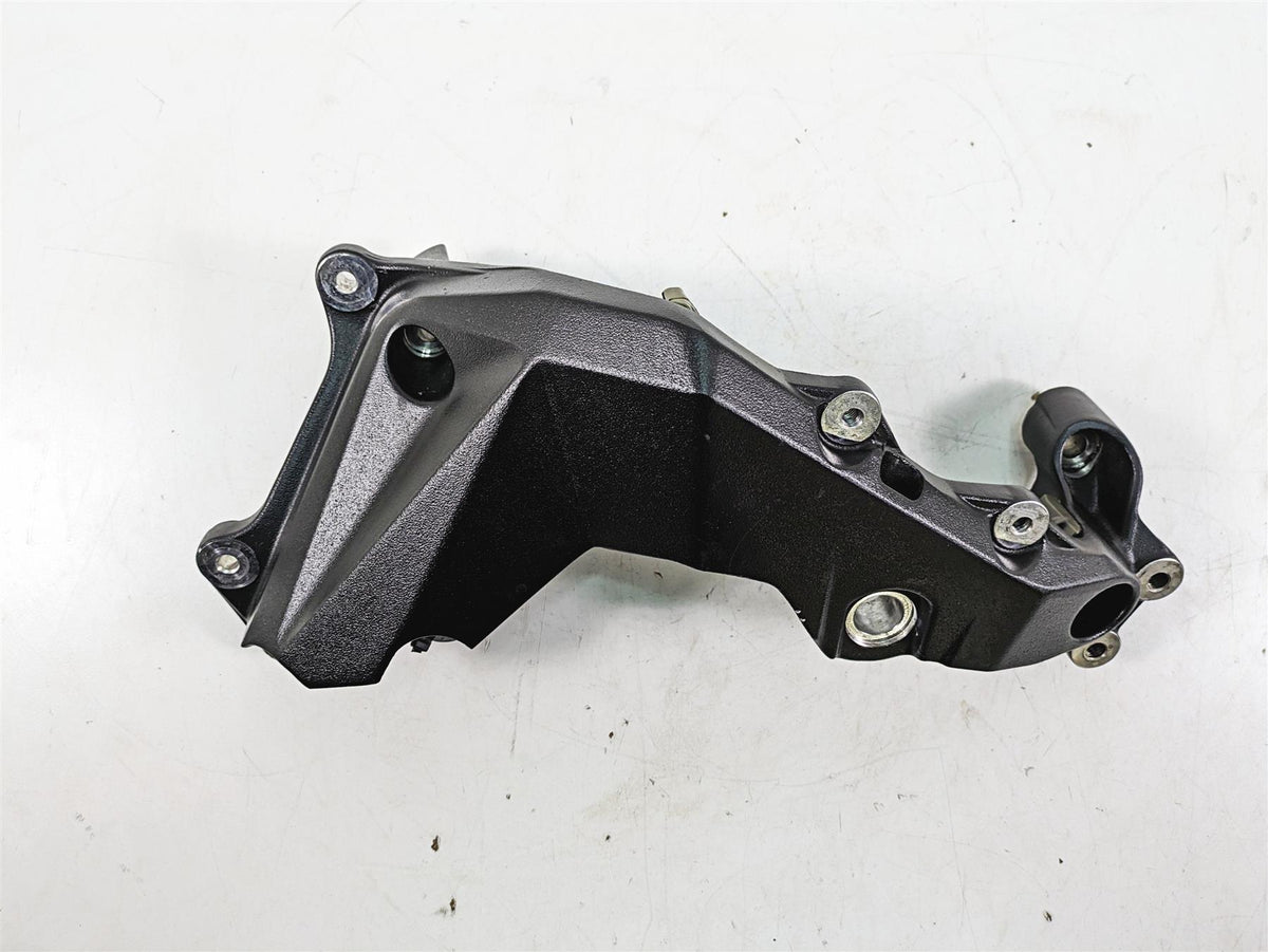 2017 Mv Agusta Dragster 800 Left Frame Footpeg Mount Plate Bracket 8BA0B5643 {{ shop.shopifyCountryName }} - Mototech271