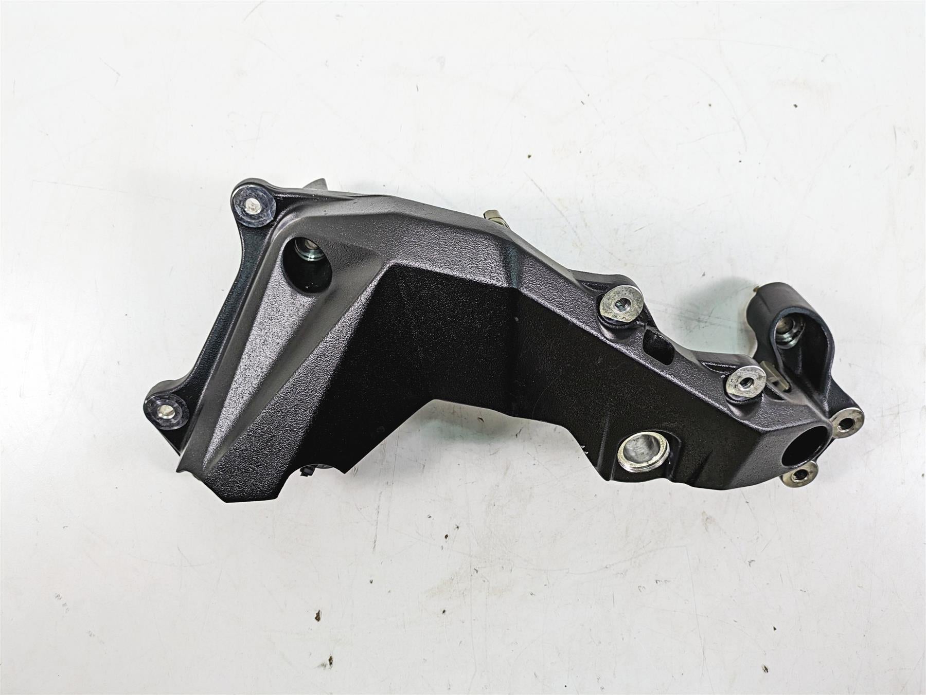 2017 Mv Agusta Dragster 800 Left Frame Footpeg Mount Plate Bracket 8BA0B5643 {{ shop.shopifyCountryName }} - Mototech271