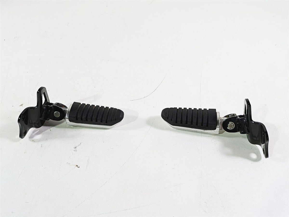 2016 Suzuki M109R VZR1800 Boulevard Rear Passenger Footpeg Set 43600-48G00 {{ shop.shopifyCountryName }} - Mototech271