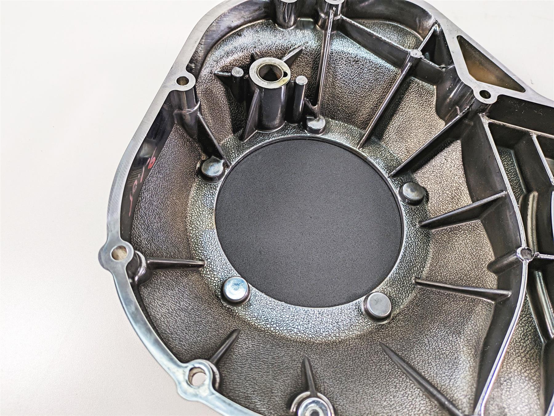 2006 Harley Touring FLHXI Street Glide Outer Primary Drive Clutch Cover 60685-04 {{ shop.shopifyCountryName }} - Mototech271