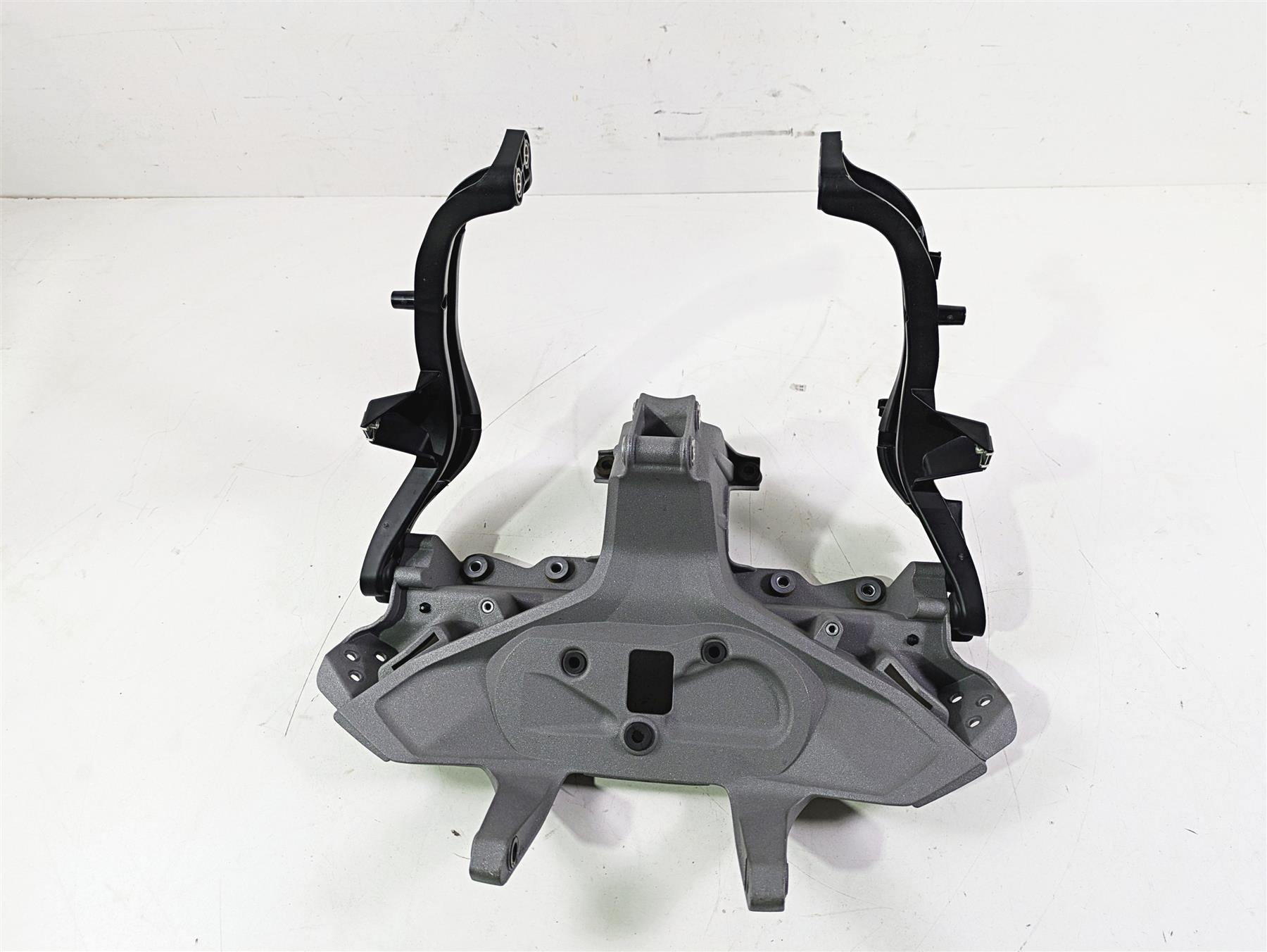2016 BMW R1200RS K54 Front Stay Holder Carrier Mount 46638546875 {{ shop.shopifyCountryName }} - Mototech271
