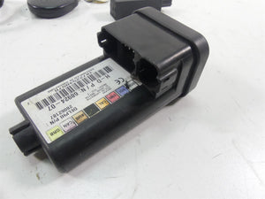 2013 Harley Touring FLHTK Electra Glide Tssm Turn Signal Security Mod 68924-07 | Mototech271