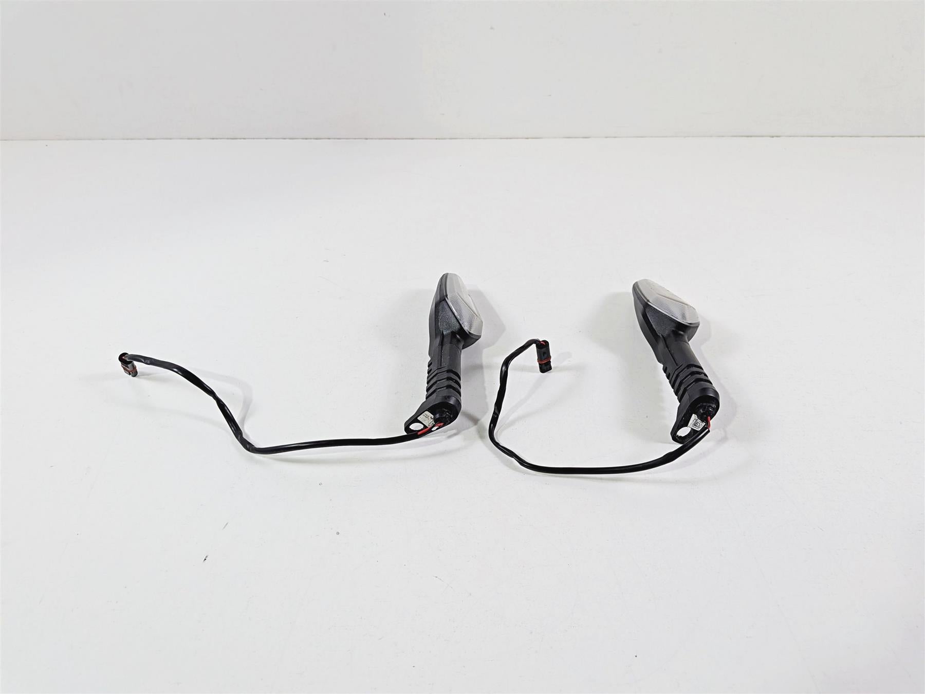 2023 BMW F850GS K81 Front Led Blinker Turn Signal Set 63138557204 {{ shop.shopifyCountryName }} - Mototech271