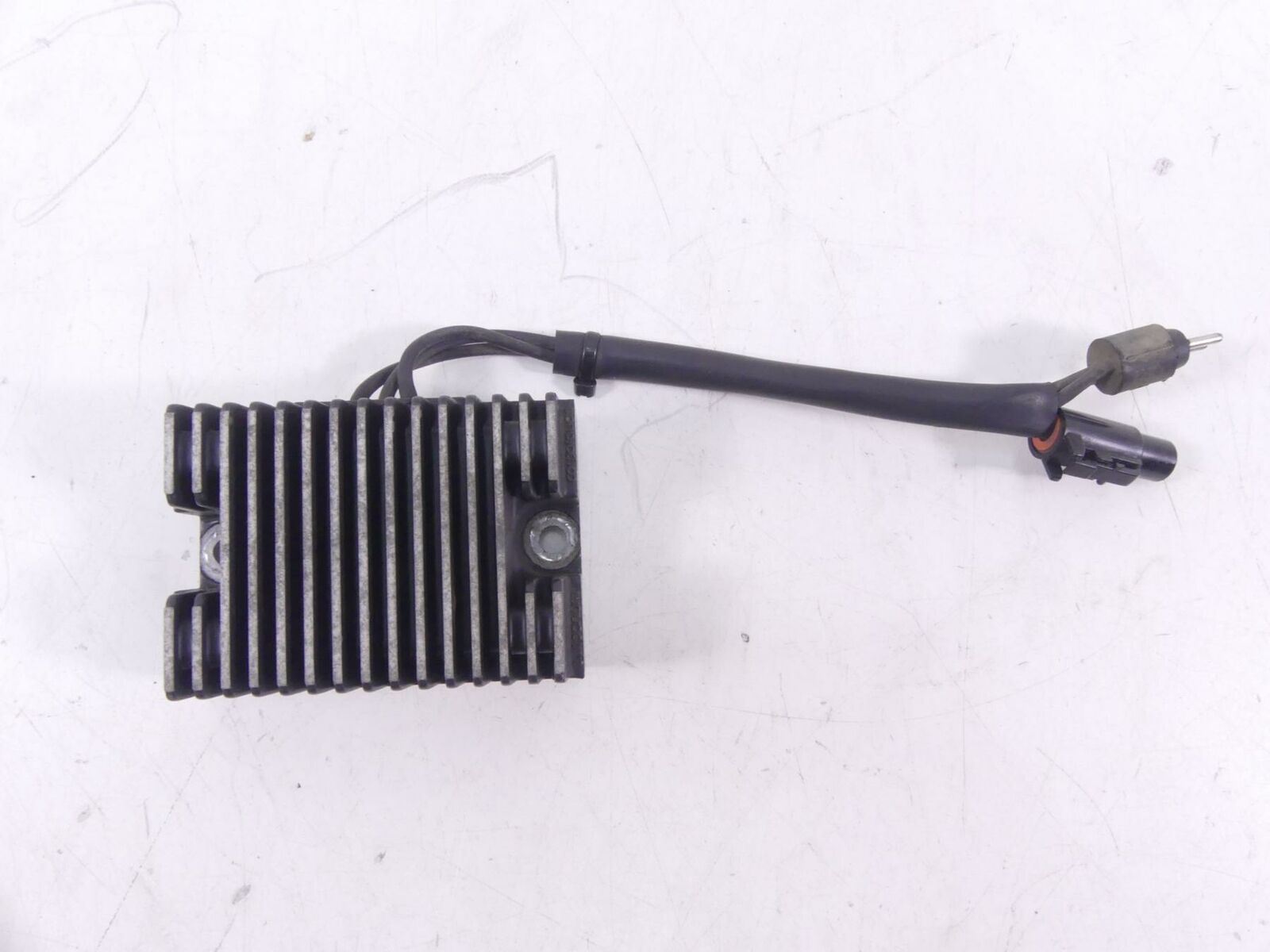 2001 Harley Davidson Sportster XL883 Rectifier Voltage Regulator 74523-94B {{ shop.shopifyCountryName }} - Mototech271