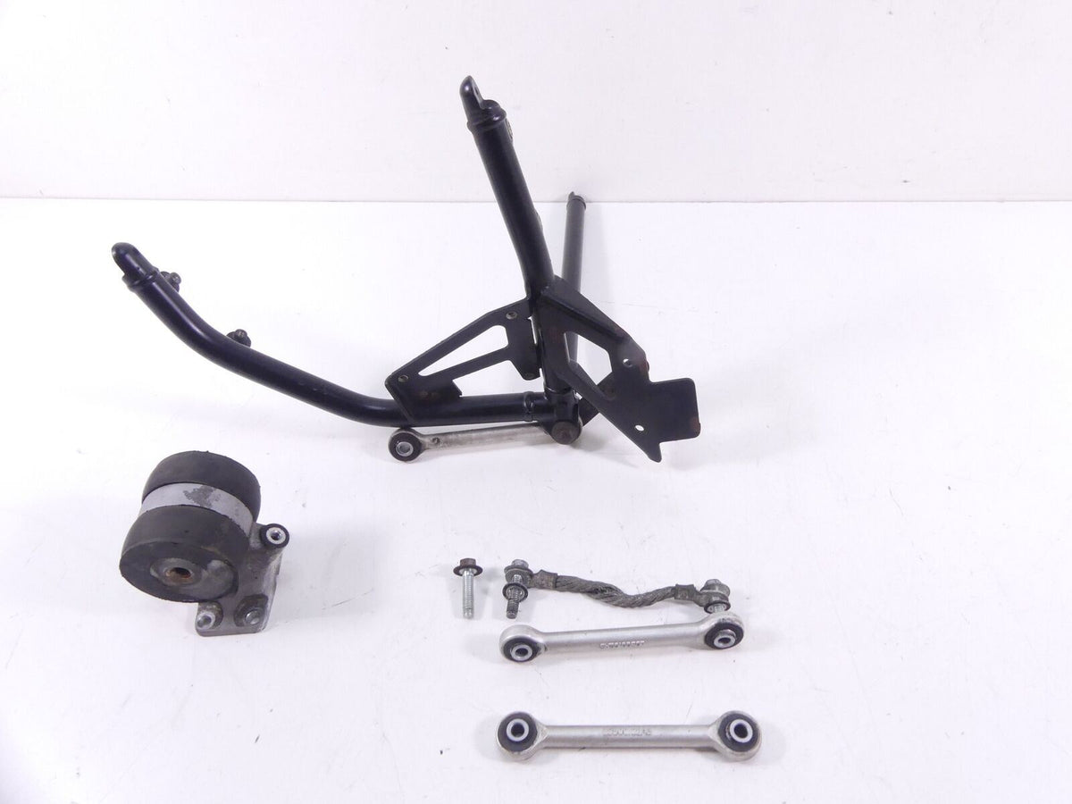 2006 Buell Ulysses XB12 X Front Engine Mount Holder Bracket Set L0511.02A8AYT {{ shop.shopifyCountryName }} - Mototech271