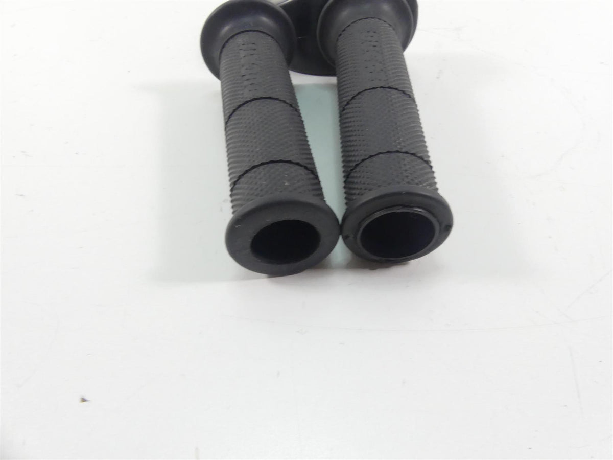 2008 Ducati Hypermotard 1100 Throttle Control & Grip Set 65440101A {{ shop.shopifyCountryName }} - Mototech271