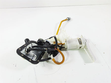 2017 Harley FLS Softail Slim Fuel Gas Petrol Pump - Tested 75252-11A 75284-08A {{ shop.shopifyCountryName }} - Mototech271