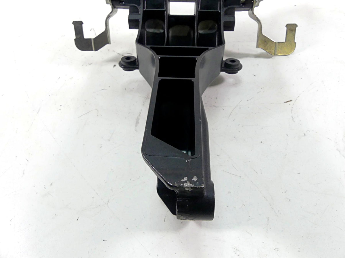 2010 Kawasaki ZX1400 ZX14 R Ninja Mirror & Speedo Holder Stay Bracket 11054-0057 {{ shop.shopifyCountryName }} - Mototech271