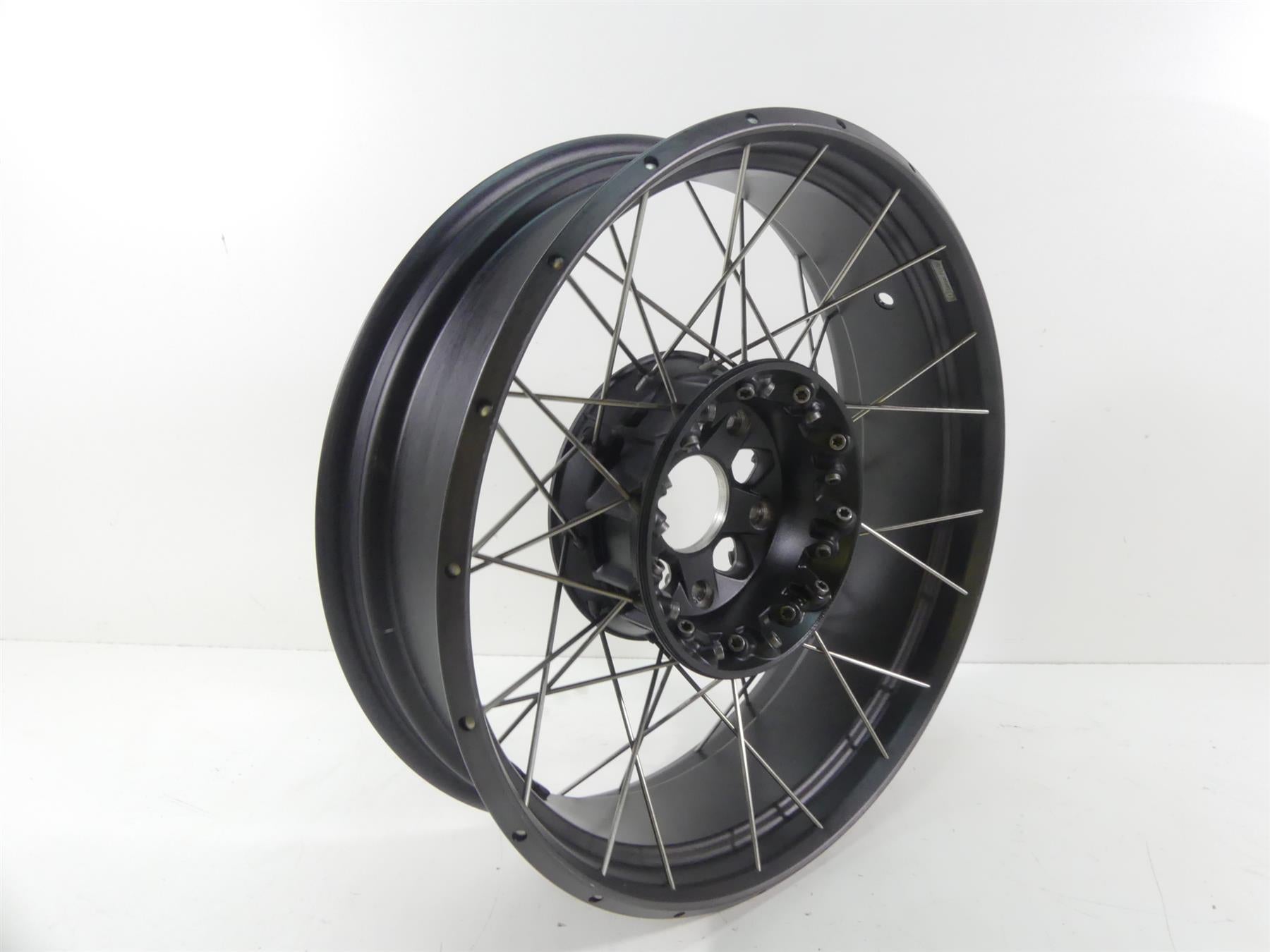 2016 BMW R1200GS K50 Straight Rear Spoke Wheel Rim 17x4.5 36318526666 {{ shop.shopifyCountryName }} - Mototech271