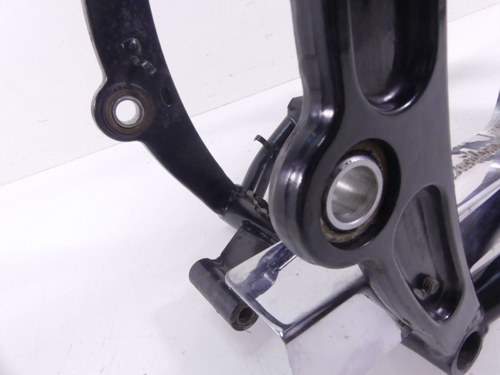 1995 Harley FXSTS Softail Springer Rear Swingarm Swing Arm + 3/4" Axle 47573-89B {{ shop.shopifyCountryName }} - Mototech271
