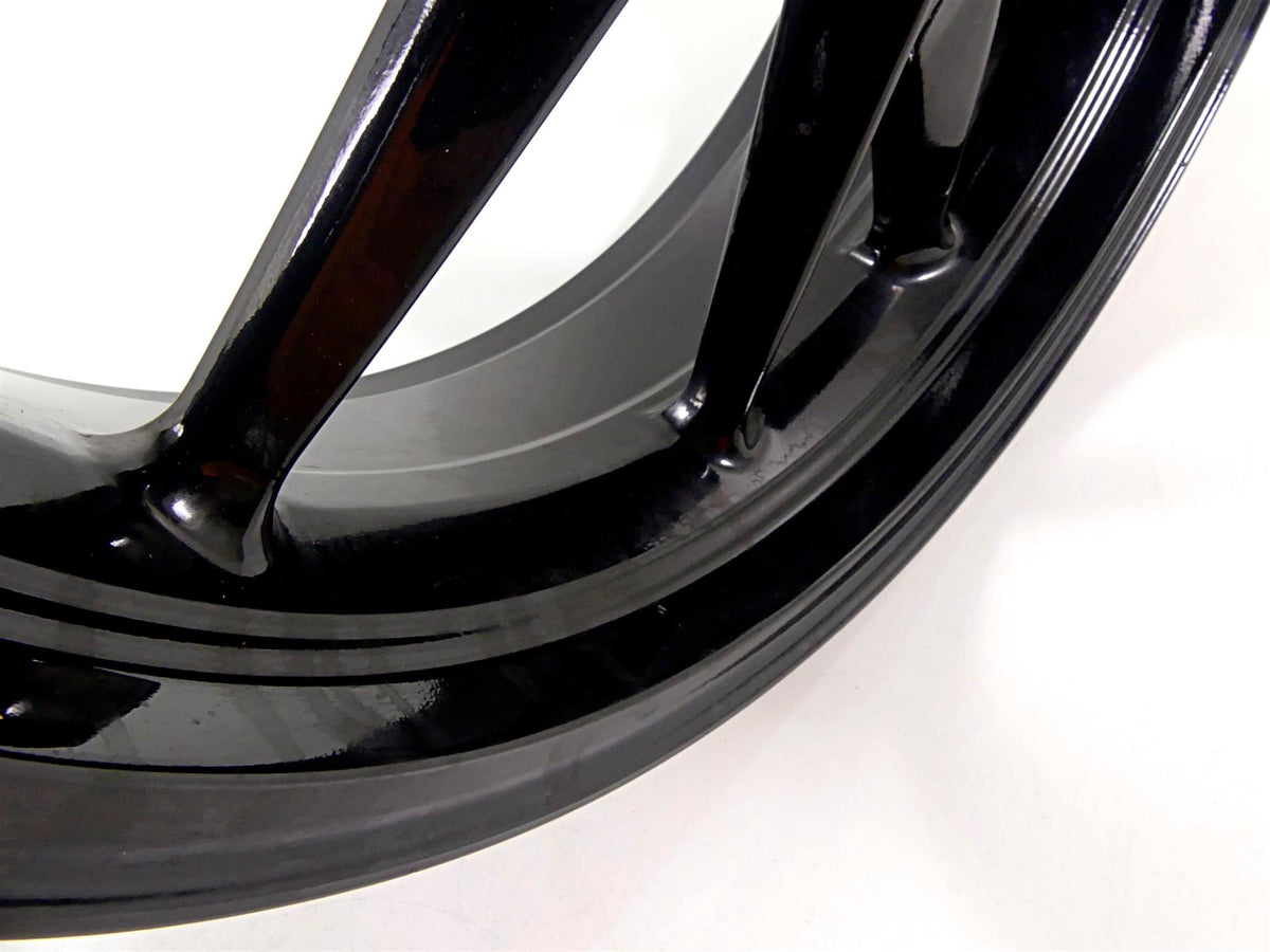 2022 Triumph Speed Triple 1200 RS Straight Rear Wheel Rim 17x 6 WFMG T2011093 {{ shop.shopifyCountryName }} - Mototech271