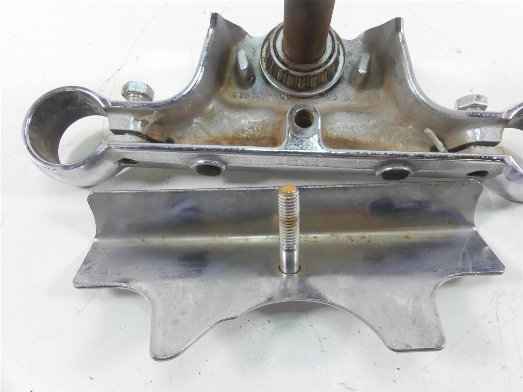 2004 Harley FXDWGI Dyna Wide Glide Chrome Upper Lower Triple Tree Set 45674-80 {{ shop.shopifyCountryName }} - Mototech271