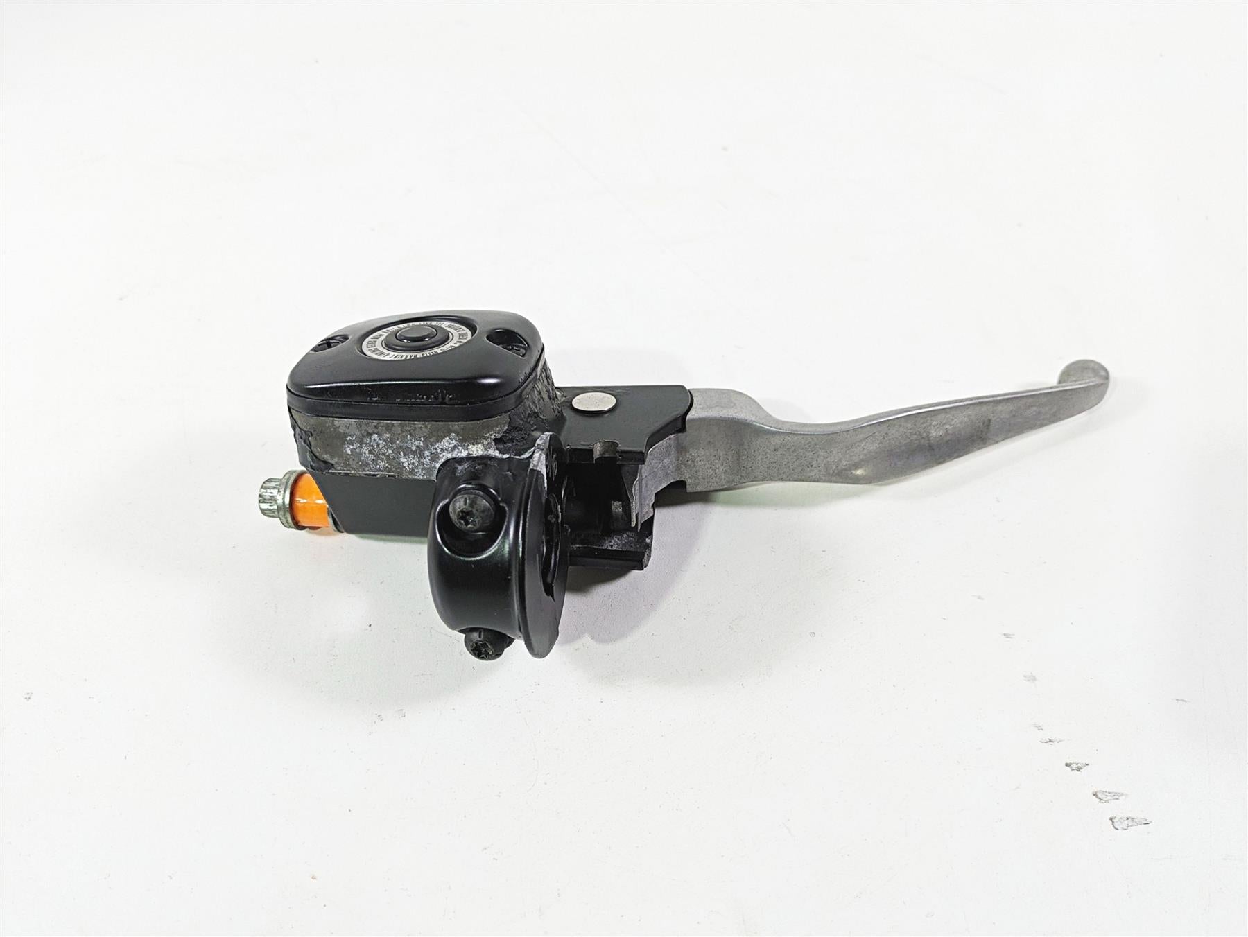 2008 Harley FLSTC Softail Heritage Front Brake Master Cylinder 9/16 45019-08C {{ shop.shopifyCountryName }} - Mototech271