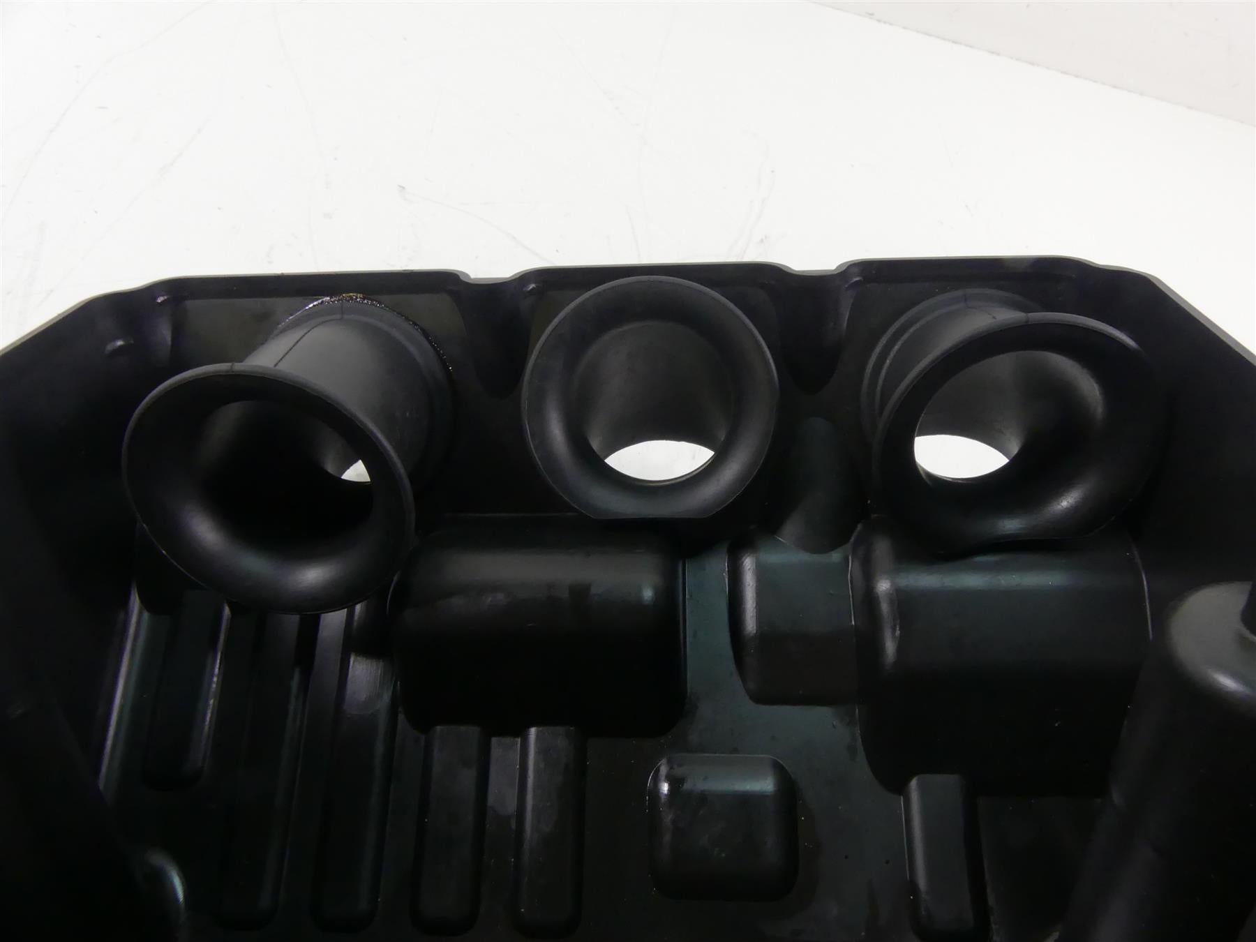 2015 Yamaha MT09 FZ09 Air Box Cleaner Breather Filter 1RC-14411-00-00 {{ shop.shopifyCountryName }} - Mototech271