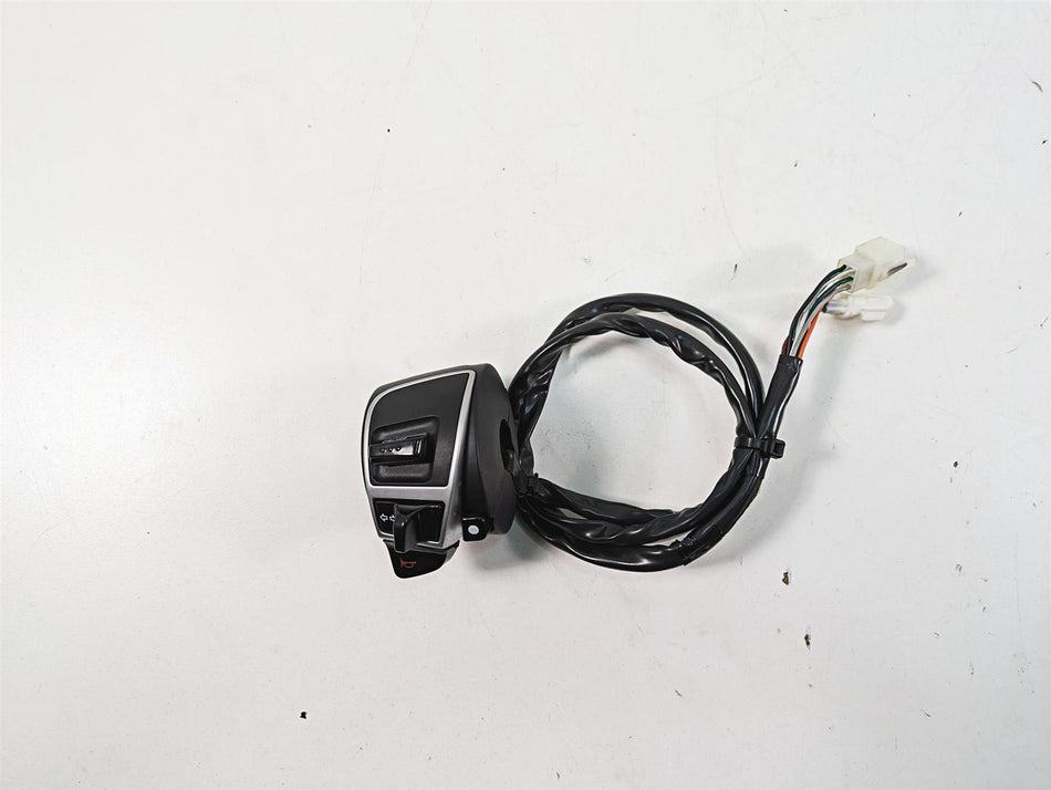 2020 Moto Guzzi V85 TT Adventure Left Blinker Cruise Control Switch 2D000339 {{ shop.shopifyCountryName }} - Mototech271