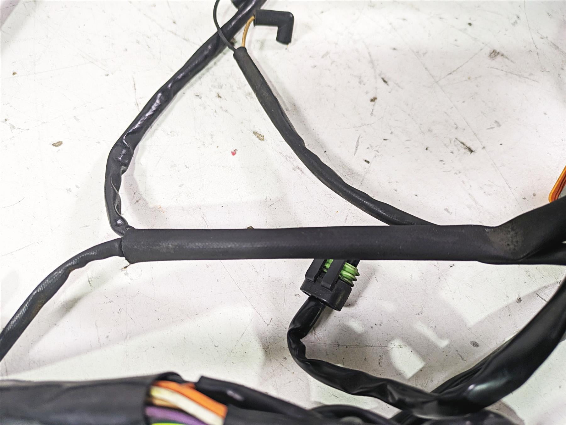 2005 Harley Softail FLSTFSE CVO Fat Boy Wiring Harness Loom - Read 70431-04A {{ shop.shopifyCountryName }} - Mototech271