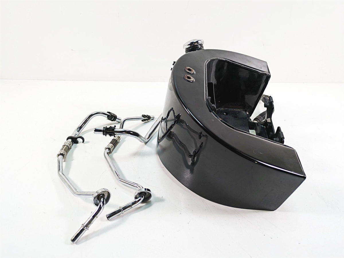 2009 Harley Softail FLSTSB Cross Bones Oil Tank Reservoir & Lines 62507-09DH {{ shop.shopifyCountryName }} - Mototech271