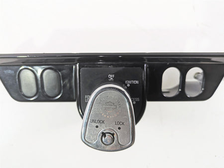 2010 Harley Touring FLHXSE CVO Street Glide Ignition Switch Lock - Vin 71572-06 {{ shop.shopifyCountryName }} - Mototech271