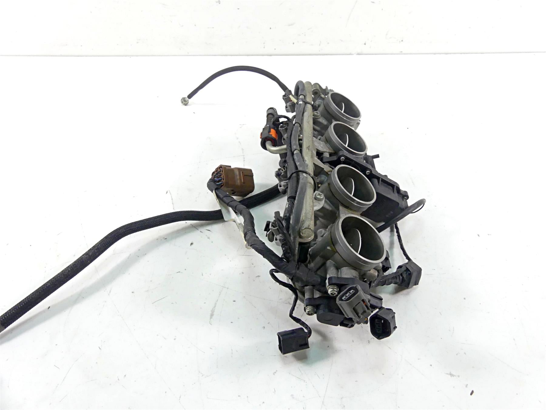 2010 Kawasaki ZX1400 ZX14 R Ninja Throttle Body & Wiring Set 16163-0108 {{ shop.shopifyCountryName }} - Mototech271