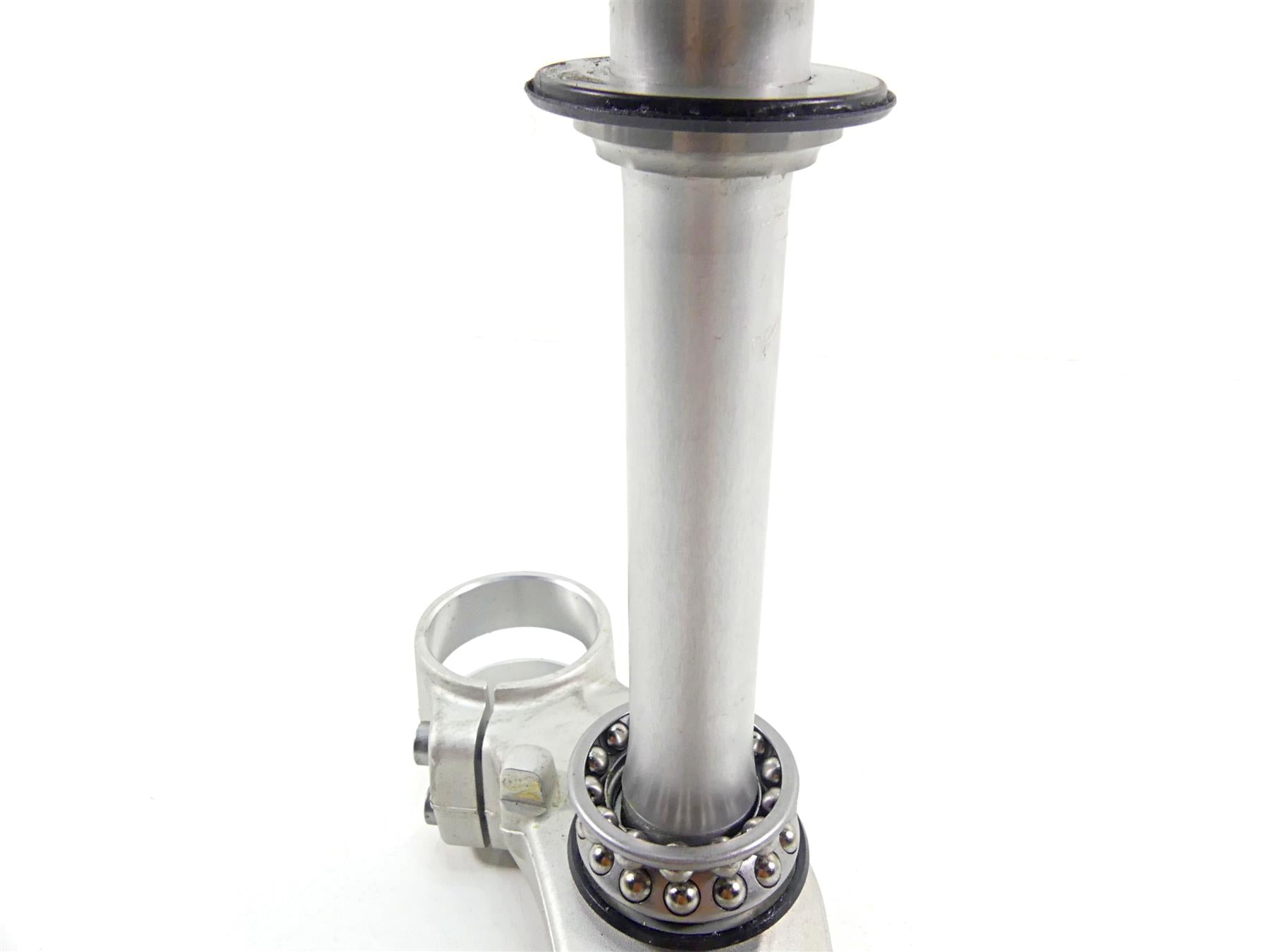 2022 Triumph Speed Triple 1200 RS Lower Triple Tree Steering Clamp 54mm T2045130 {{ shop.shopifyCountryName }} - Mototech271