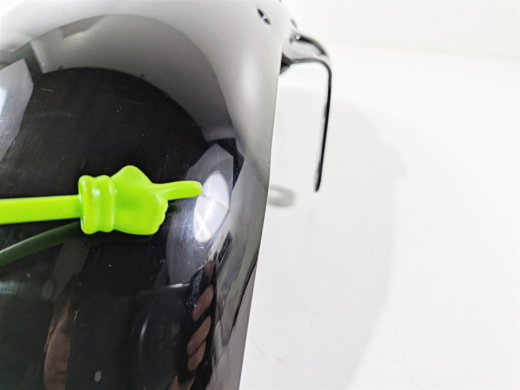 2011 Harley FXDF Dyna Fat Bob Front Fender Black -Read 60214-08 {{ shop.shopifyCountryName }} - Mototech271
