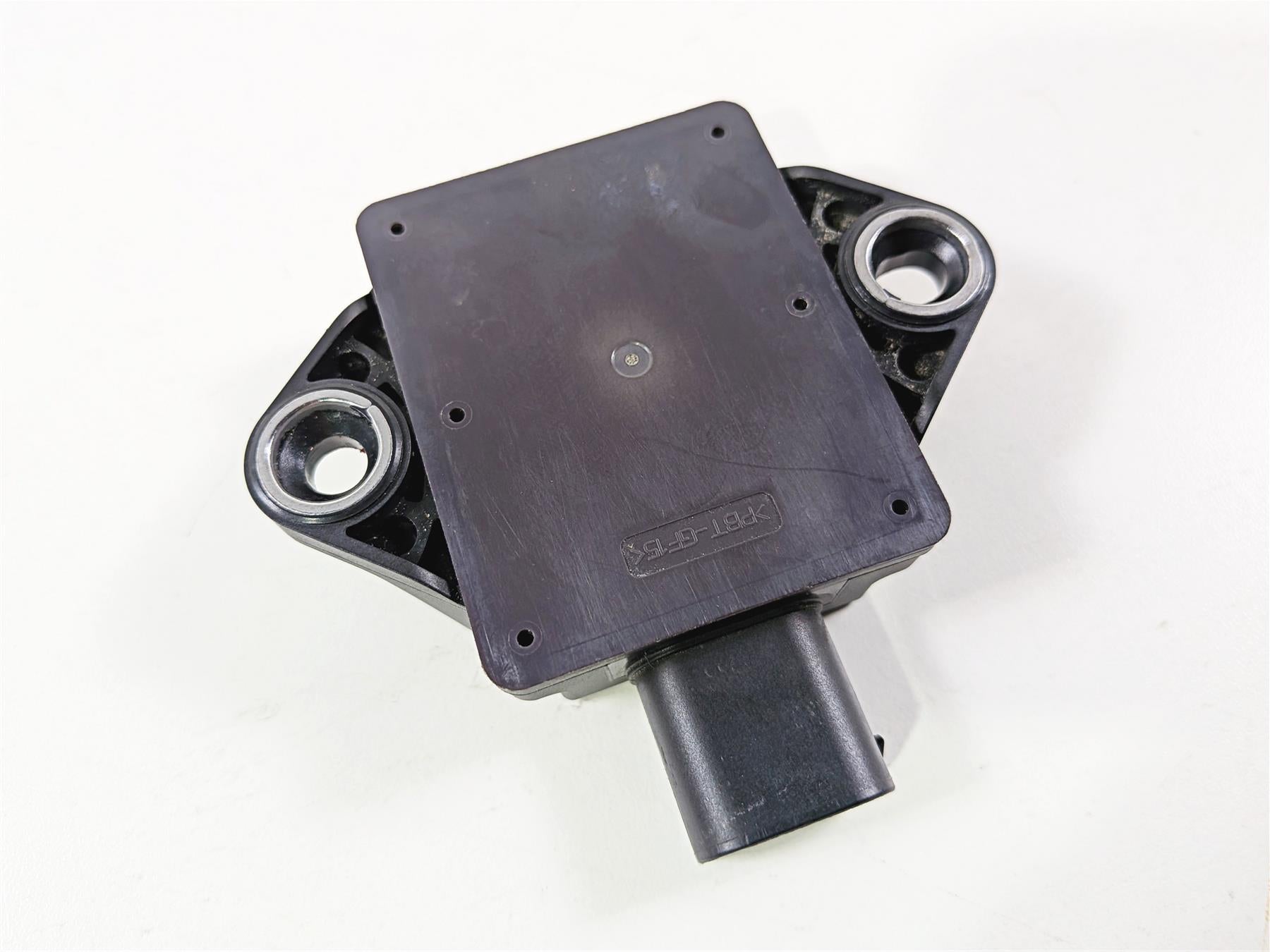 2019 Triumph Speed Triple RS 1050 Lean Angle Tilt Fall Sensor T2503063 {{ shop.shopifyCountryName }} - Mototech271