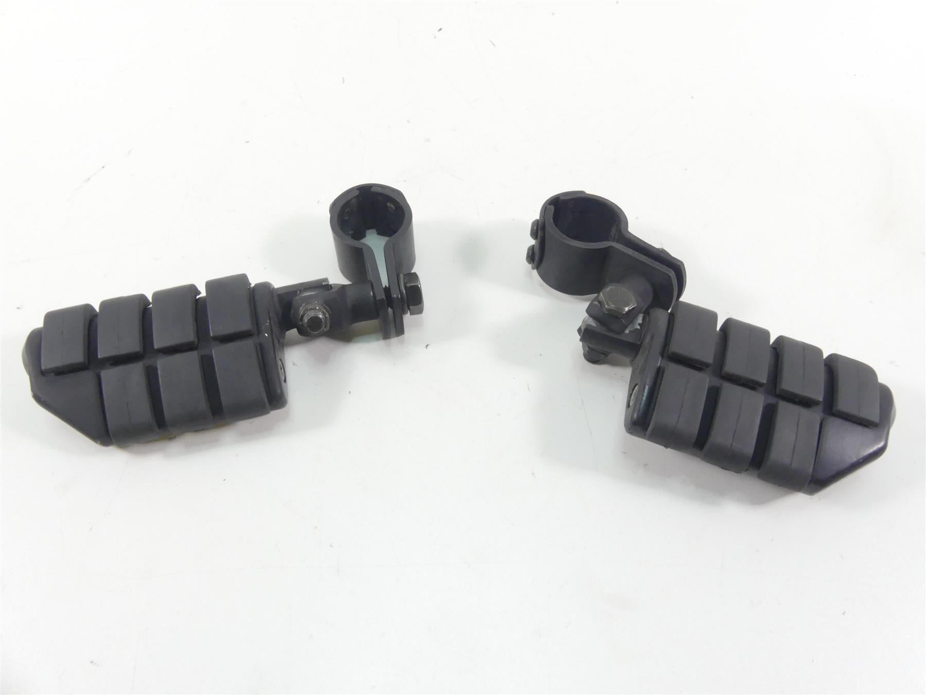 2013 Harley Touring FLHX Street Glide Black Highway High Way Foot Pegs + Clamps