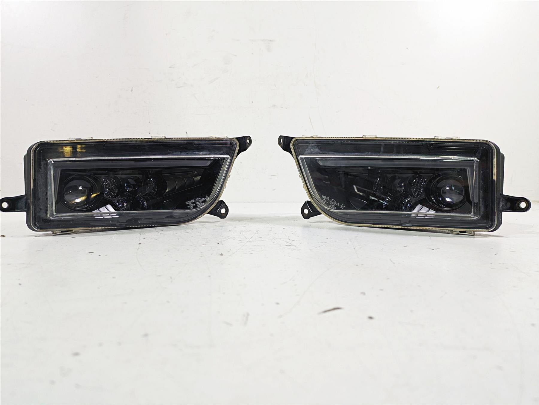 2020 Polaris RZR XP 1000 Turbo Headlight Head Light Lamp Set 2414735 2414736 {{ shop.shopifyCountryName }} - Mototech271