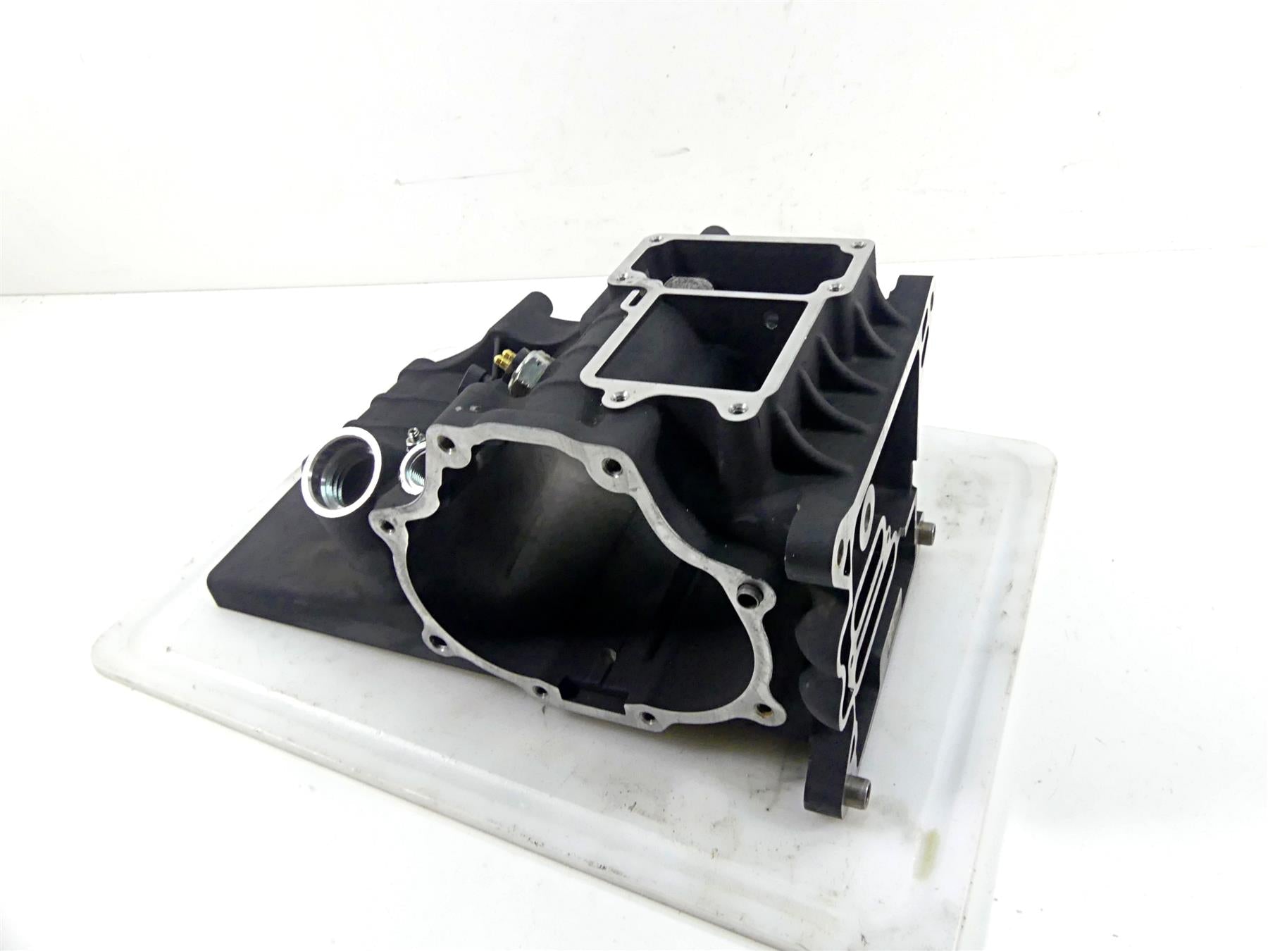 2007 Harley Touring FLHRSE CVO Road King Transmission 6 sp Housing Case 33162-07 {{ shop.shopifyCountryName }} - Mototech271