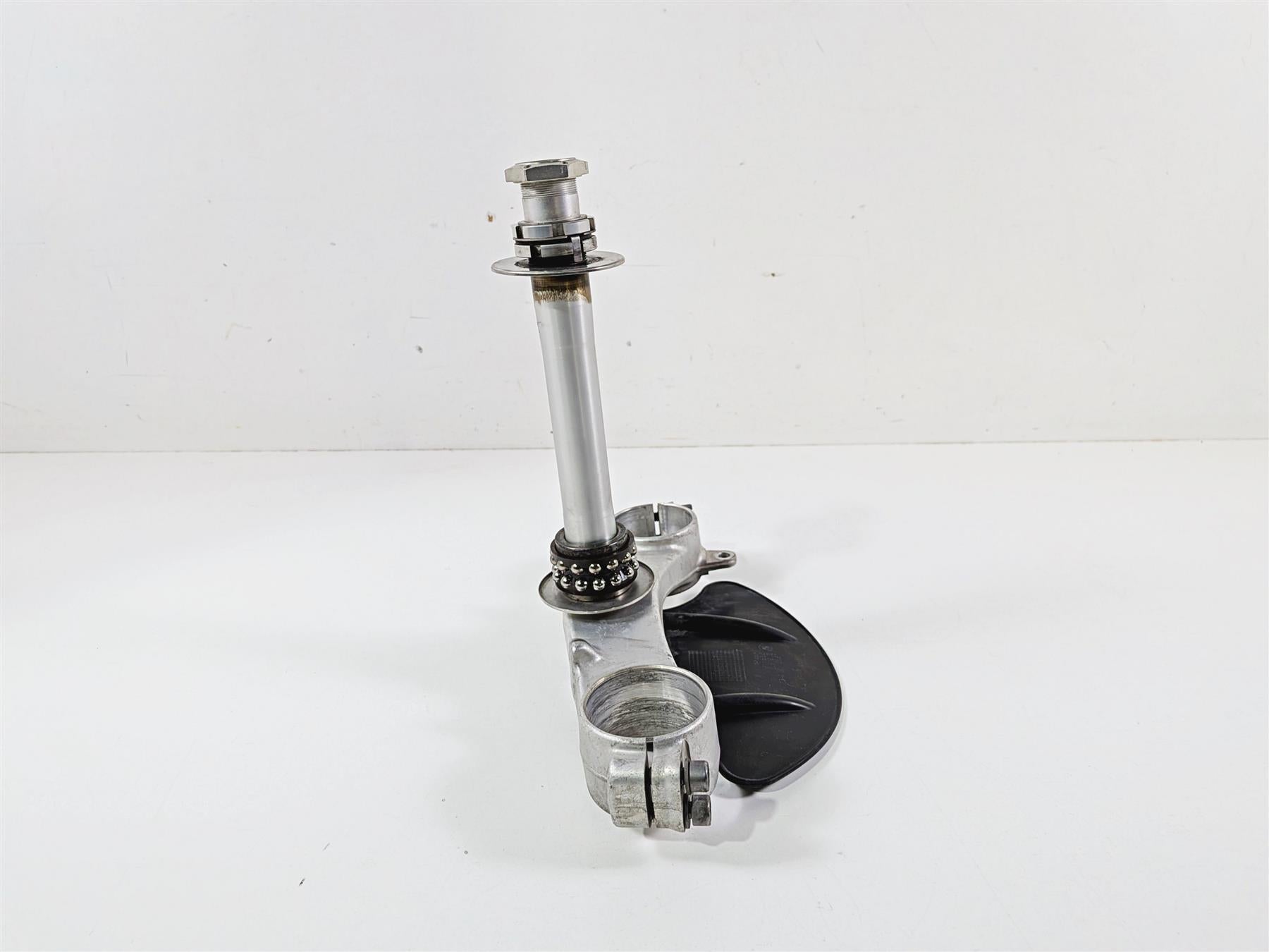 2014 BMW S1000RR K46 Lower Triple Tree Steering Clamp 8526936 31428552933 {{ shop.shopifyCountryName }} - Mototech271