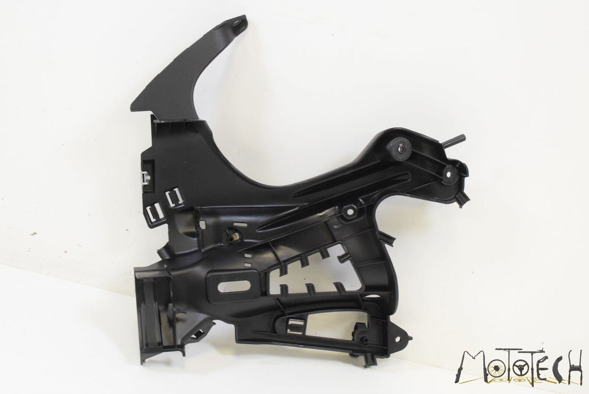 2006 BMW K1200S K1200 S K40 Front Right Stay Mount Bracket Holder 46637677762 {{ shop.shopifyCountryName }} - Mototech271