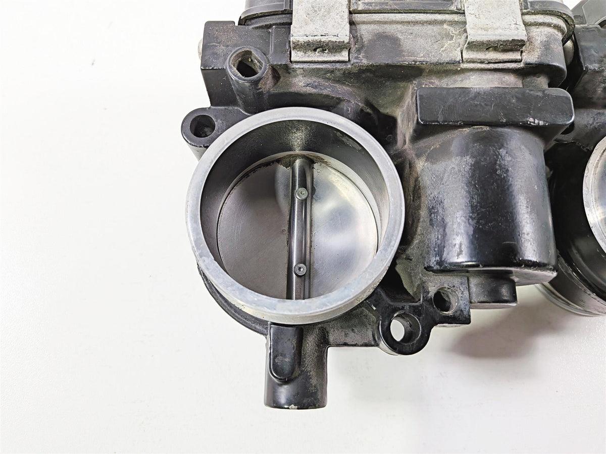 2015 BMW R1200GS K50 Throttle Bodies Body Fuel Injection Set 13548564959 {{ shop.shopifyCountryName }} - Mototech271