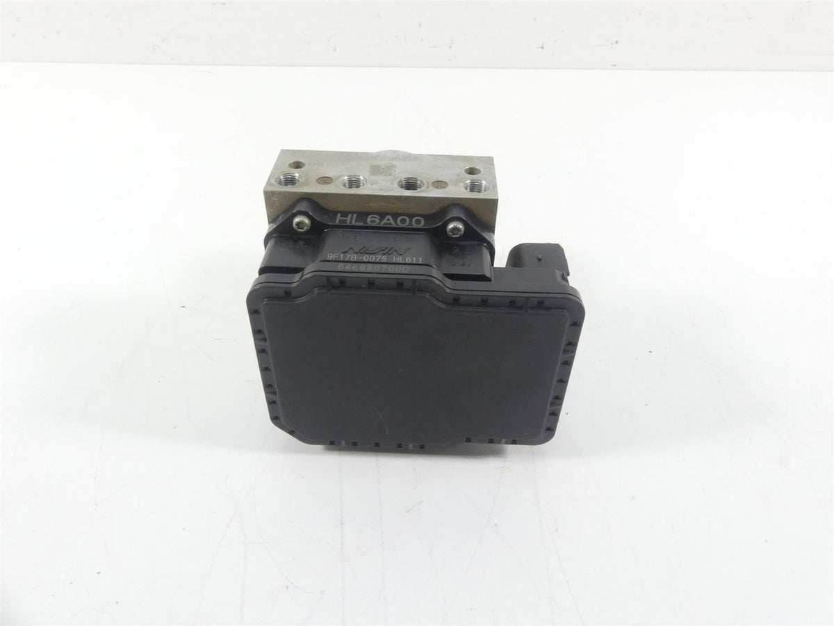 2020 Honda Talon SXS1000R S2R Nissin Vsa Modulator Abs Pump 57110-HL6-A01 {{ shop.shopifyCountryName }} - Mototech271