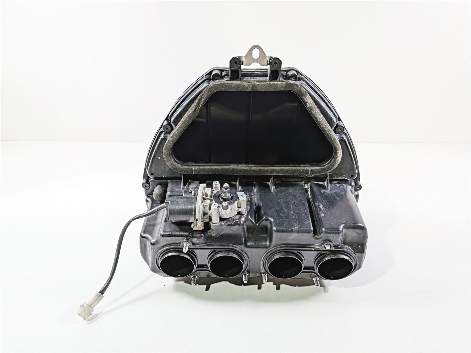 2008 Yamaha YZF R1 RN19 Air Box Breather & Actuator & Stacks 4C8-1440B-00-00 {{ shop.shopifyCountryName }} - Mototech271